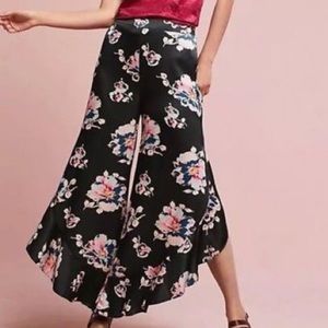 Anthropologie Elevenses Ruffled Floral Pants Sz 6